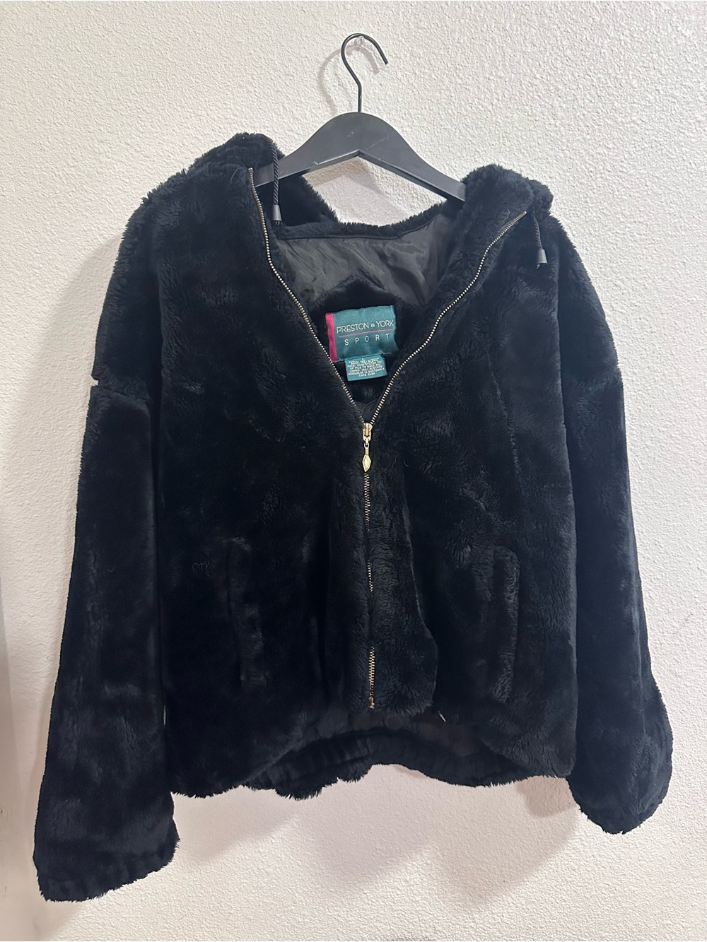 Preston & York women’s Black Plush Zip-Up Hooded Jacket